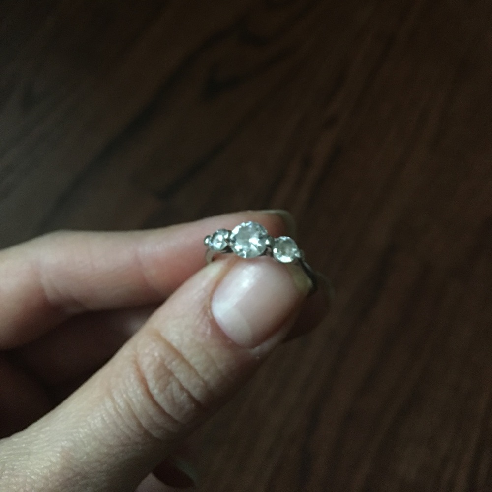 Size 8 ring