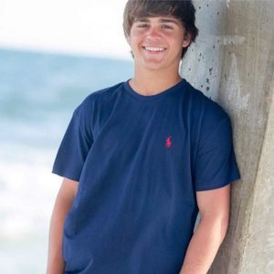 Meet your Posher, Logan