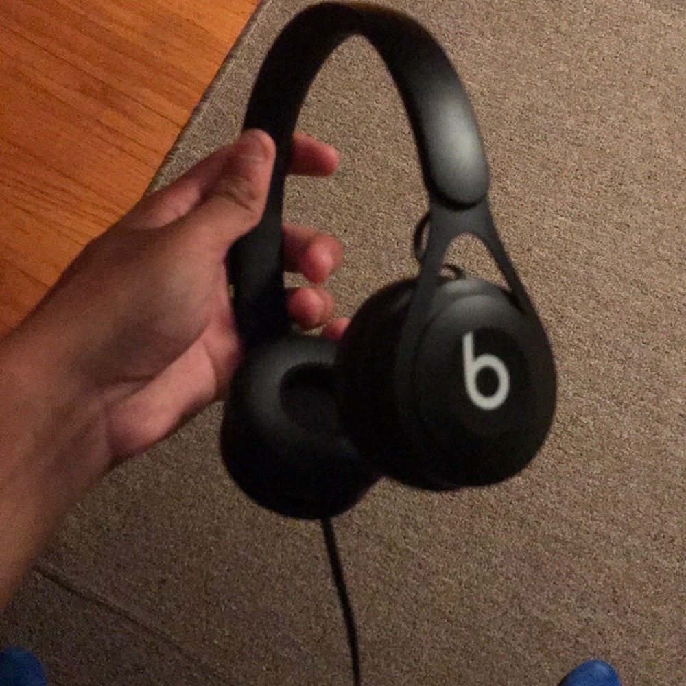 Beats Ep, Black-USA