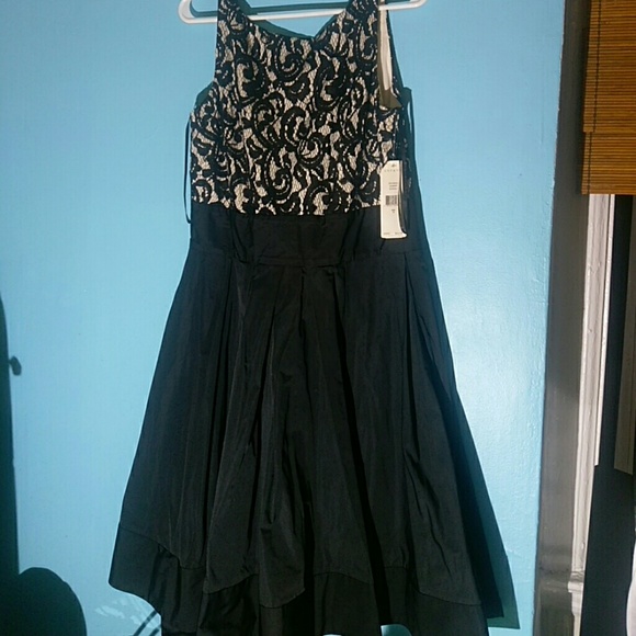 Ralph Lauren LACE DROP BACK DRESS - Picture 1 of 7