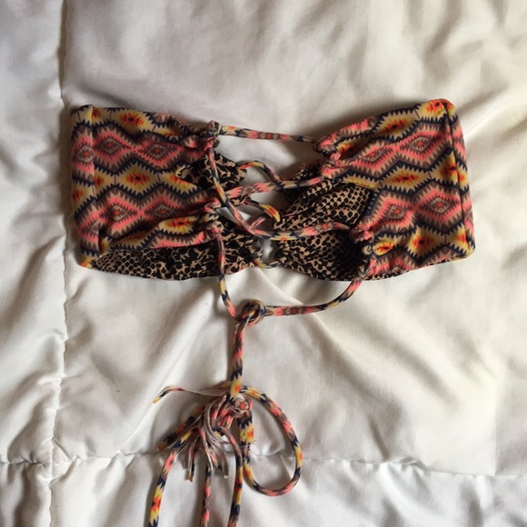 Acacia lumahai top - Picture 2 of 3