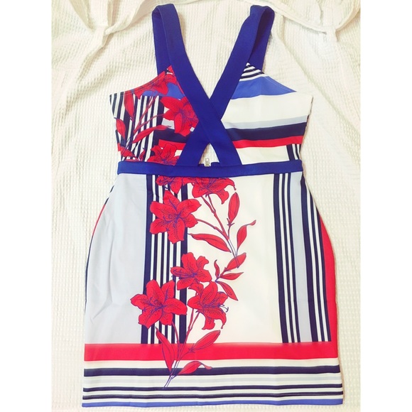 Cute dress - Picture 7 of 8