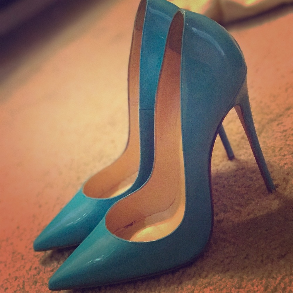 Louboutin so Kate pacific blue pumps used twice