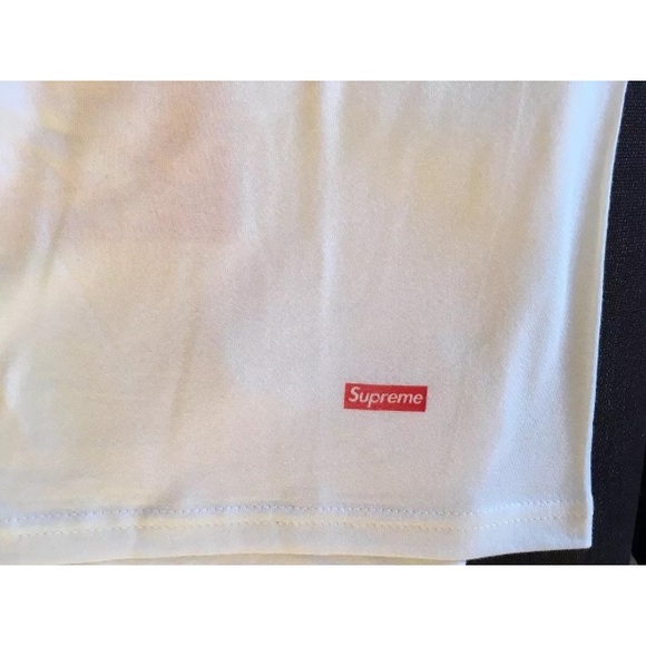 Supreme Plain White T-Shirt - Picture 3 of 4