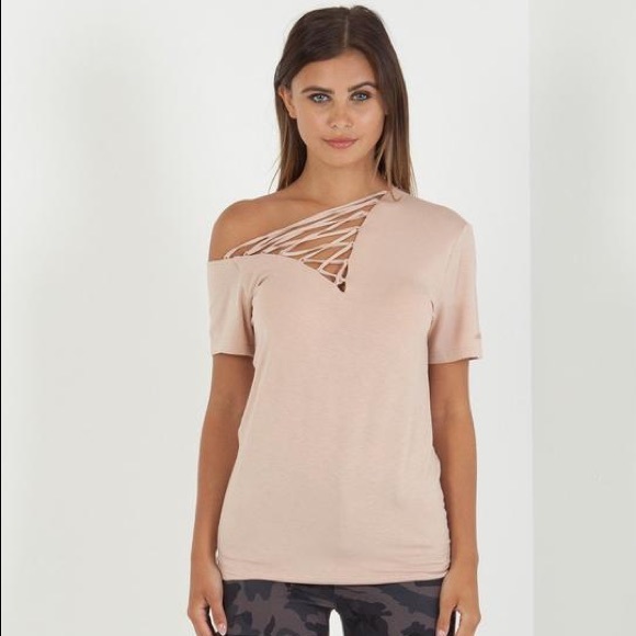 Maniere de Voir Tops - ☃️nude blush off shoulder lace up top S
