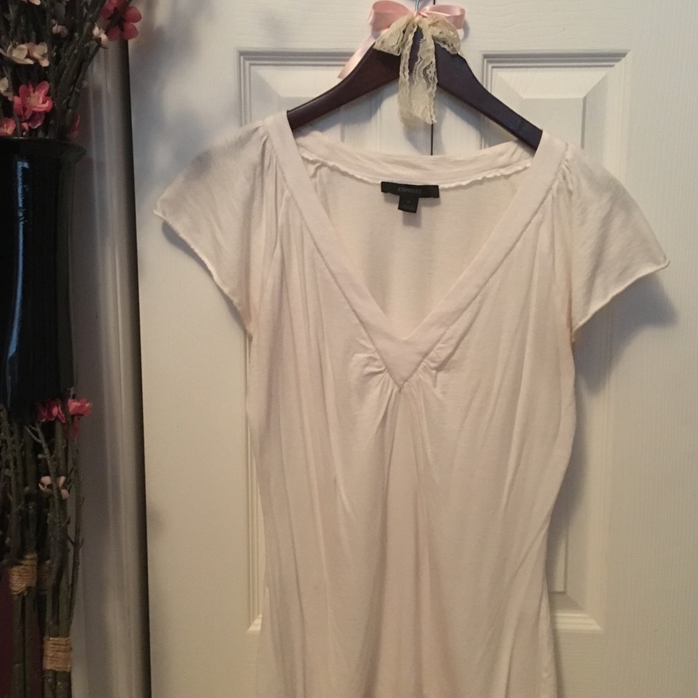 Express: white v-neck