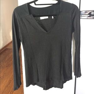 V neck knit top with silk details
