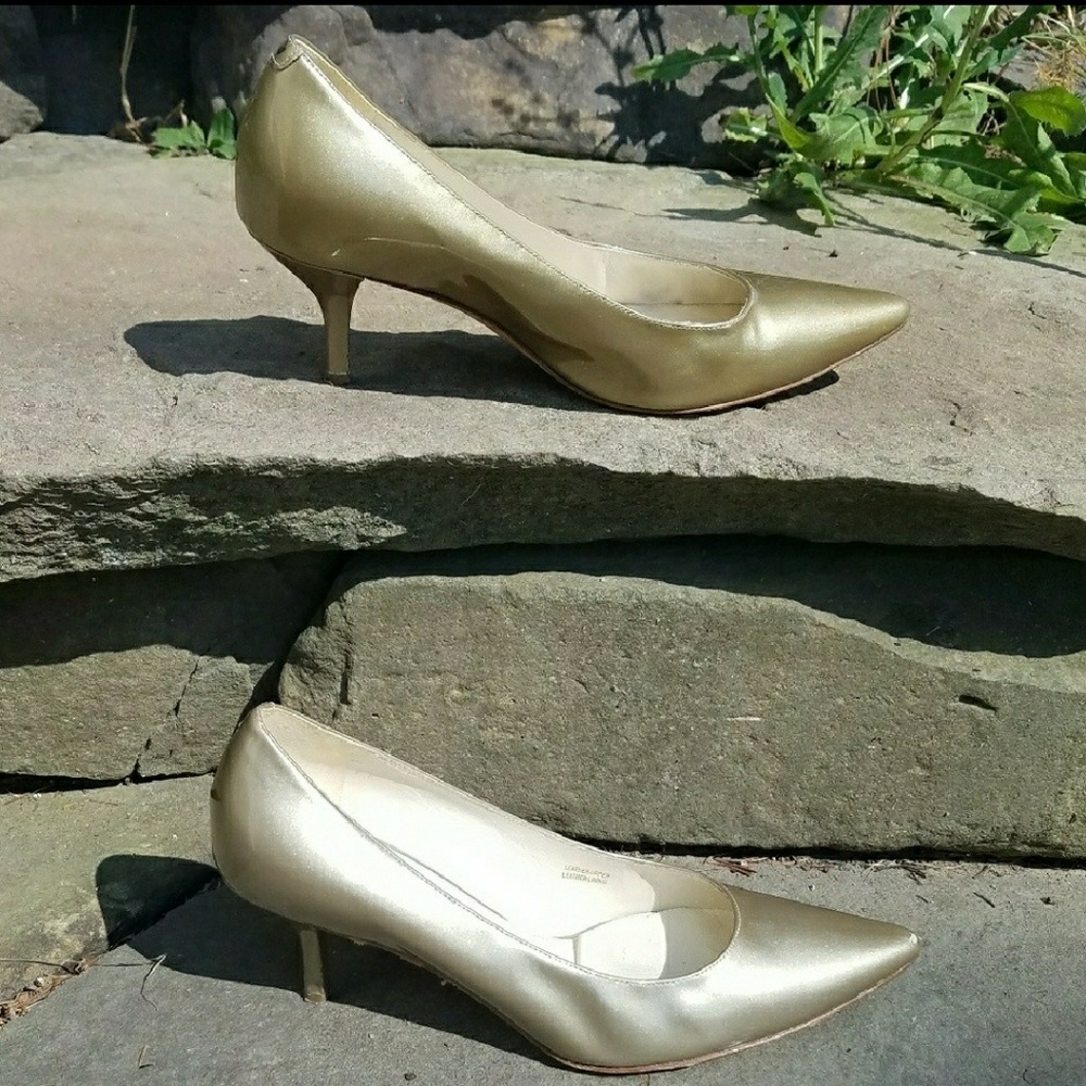 Via Spiga Pale Gold Pumps