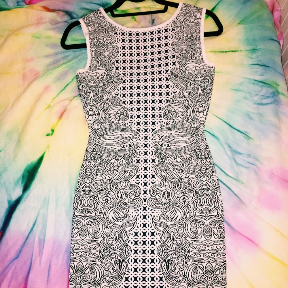 鹿BCBG BODYCON DRESS鹿