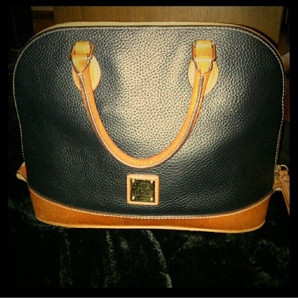 Dooney & Bourke