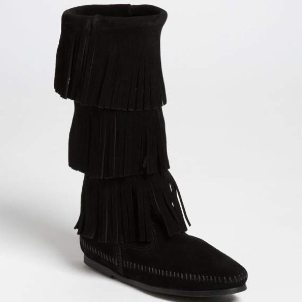 Minnetonka fringe boots