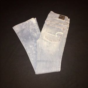 AEO Light Wash Super Stretch Skinny Kick Jeans