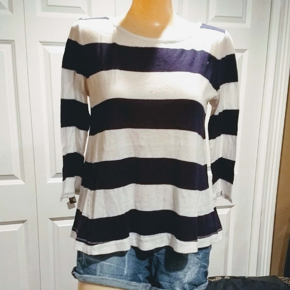 5 for $25 stripe quarter length top