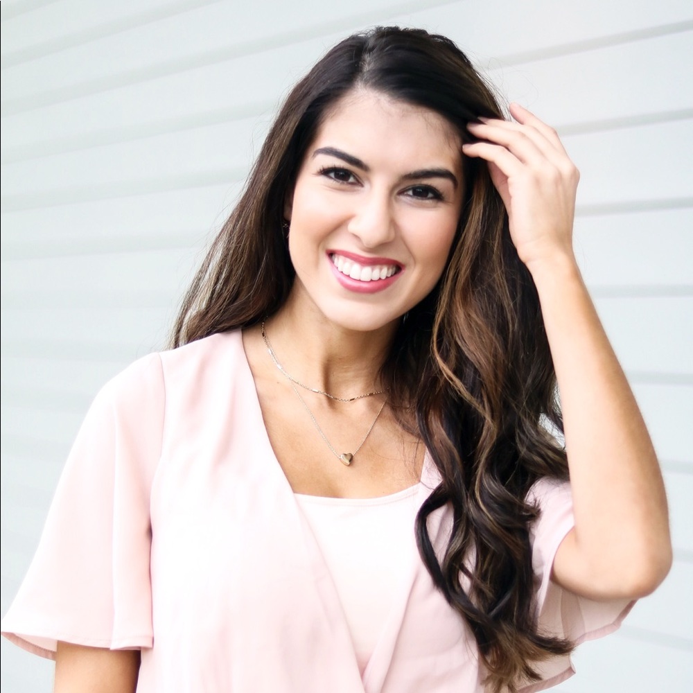 Meet your Posher, Naomi