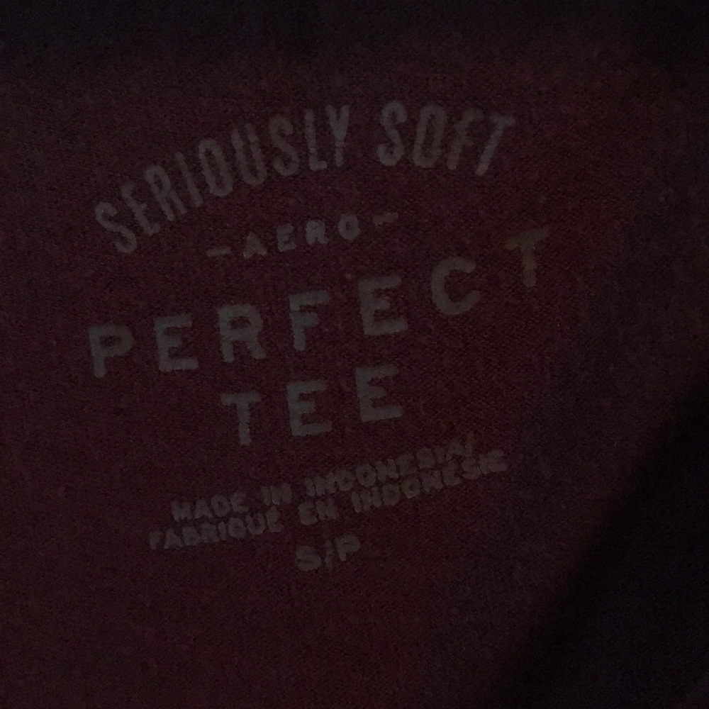maroon shirt, never worn - Picture 2 of 3