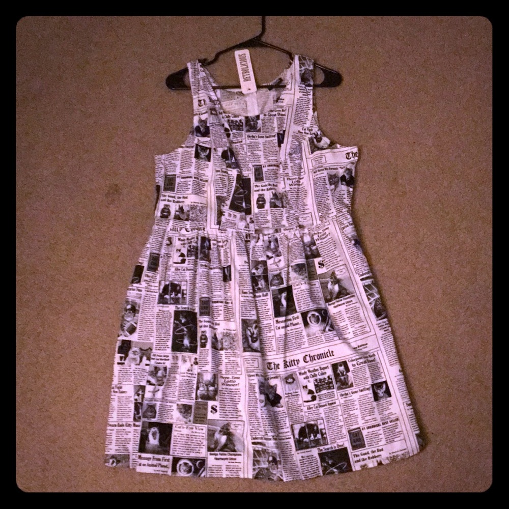 Cat newsprint plus size dress 1X