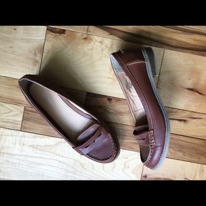 Old Navy brown penny loafers size 7