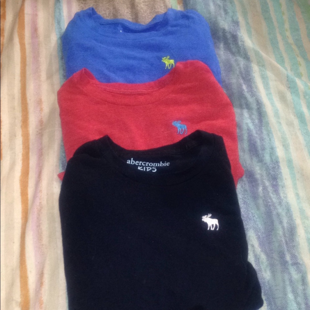 Abrecrombie Kids long sleeve shirts
