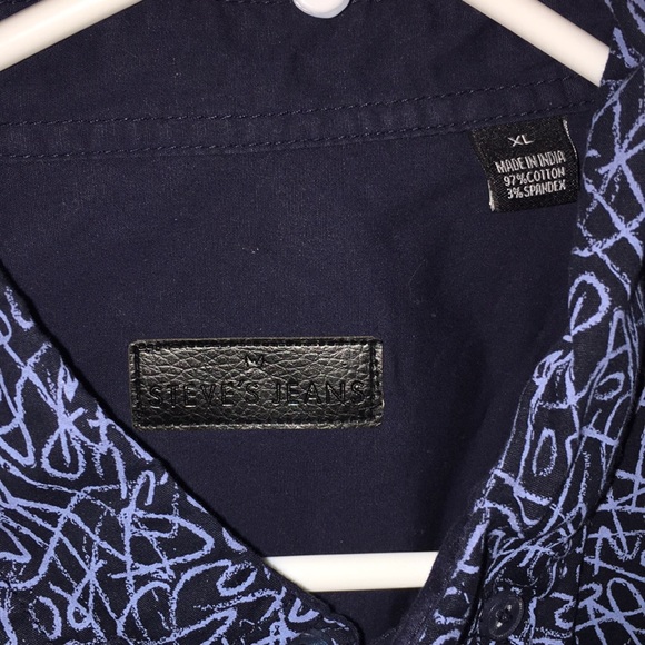 Blue button down short sleeved shirt - Picture 2 of 3