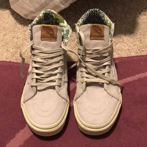 Sk8 Hi Reiesue Vans Limited edition checker bottom