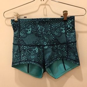 Lulu Lemon yoga shorts