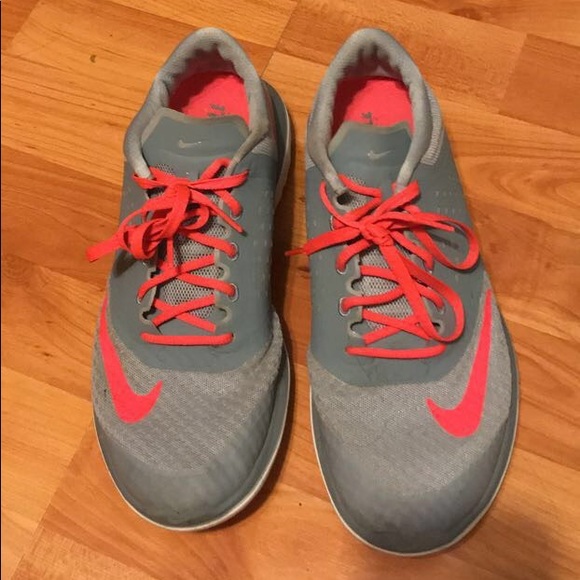 Nike Sneakers - Picture 1 of 4