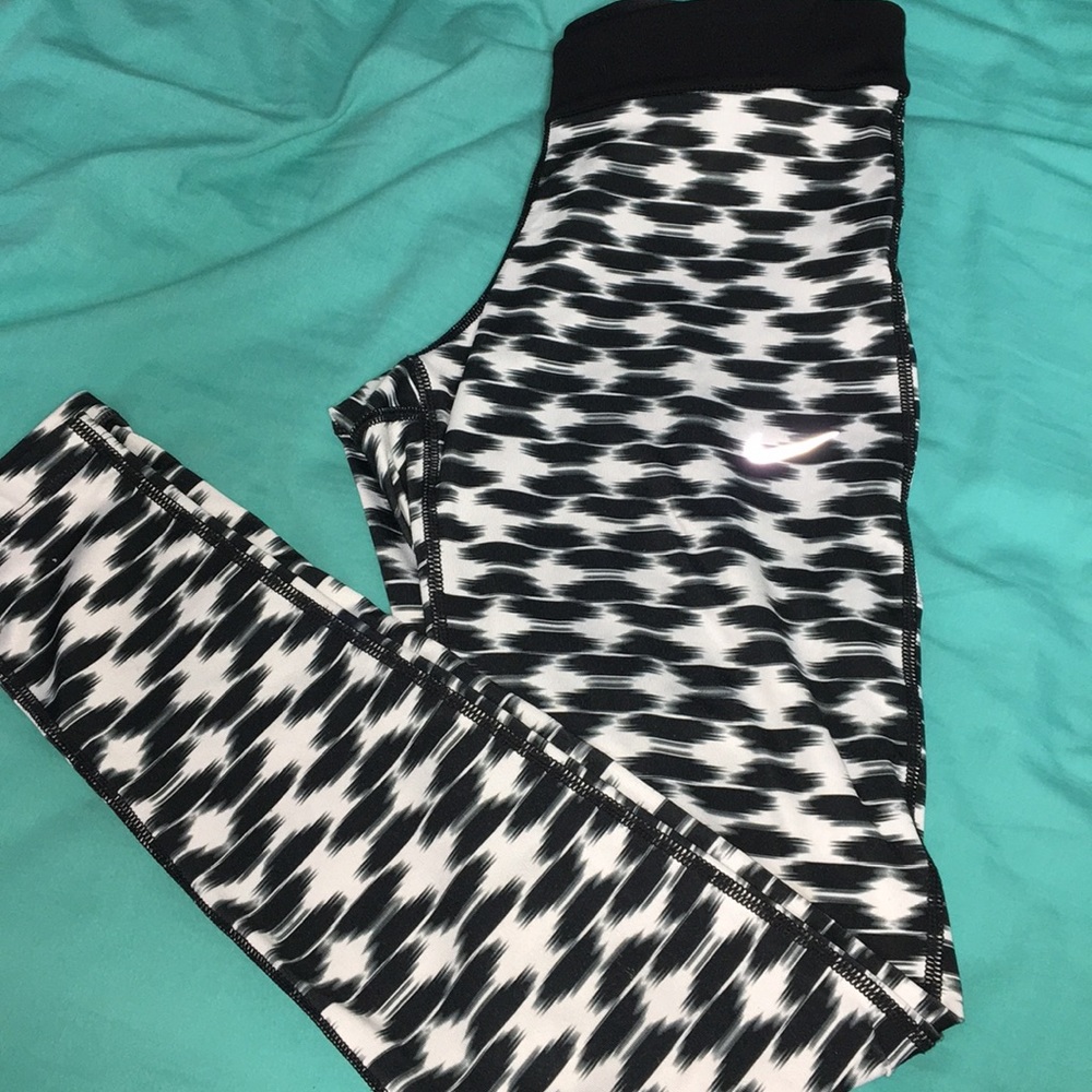 Nike leggings