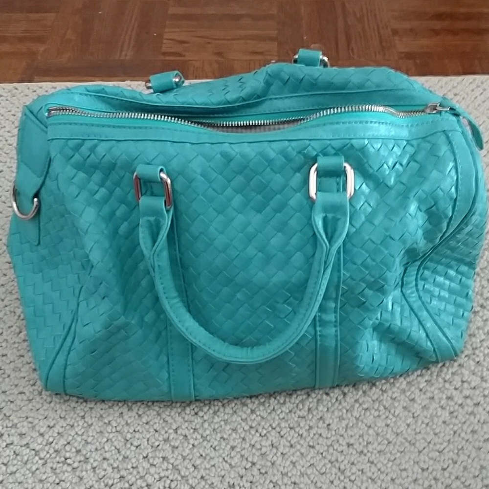Turquoise purse !!!