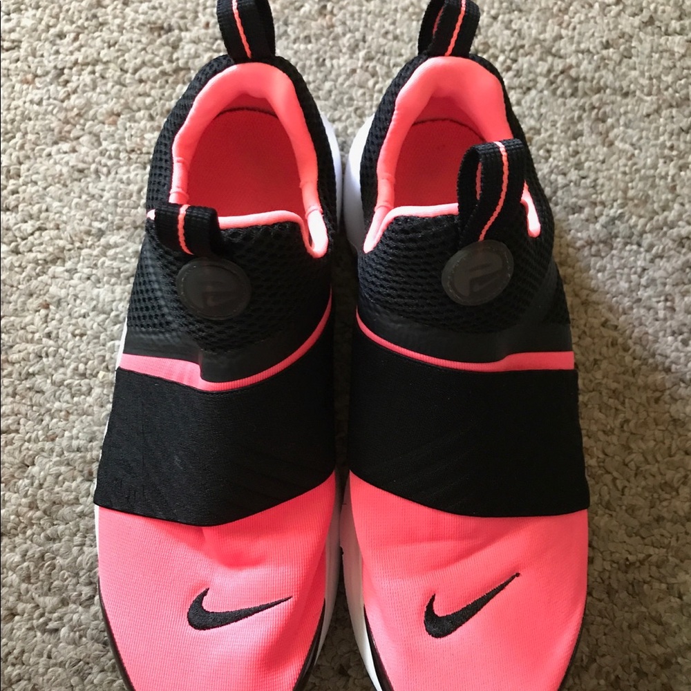 Nike shoes size 8 1/2
