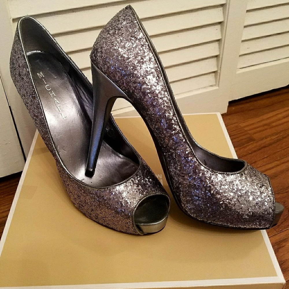 Michael's Silver Glitter High Heels👠