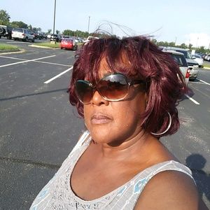 Meet your Posher, Sandra