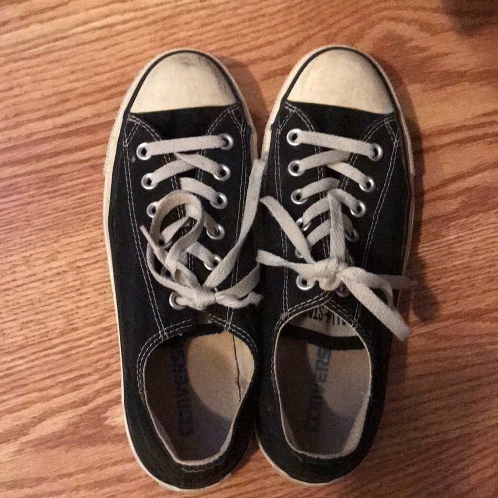 Converse - Picture 3 of 5