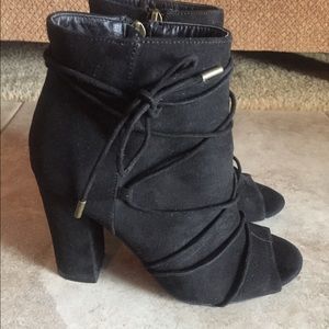 Chunky Heel Peep Toe Ankle Booties