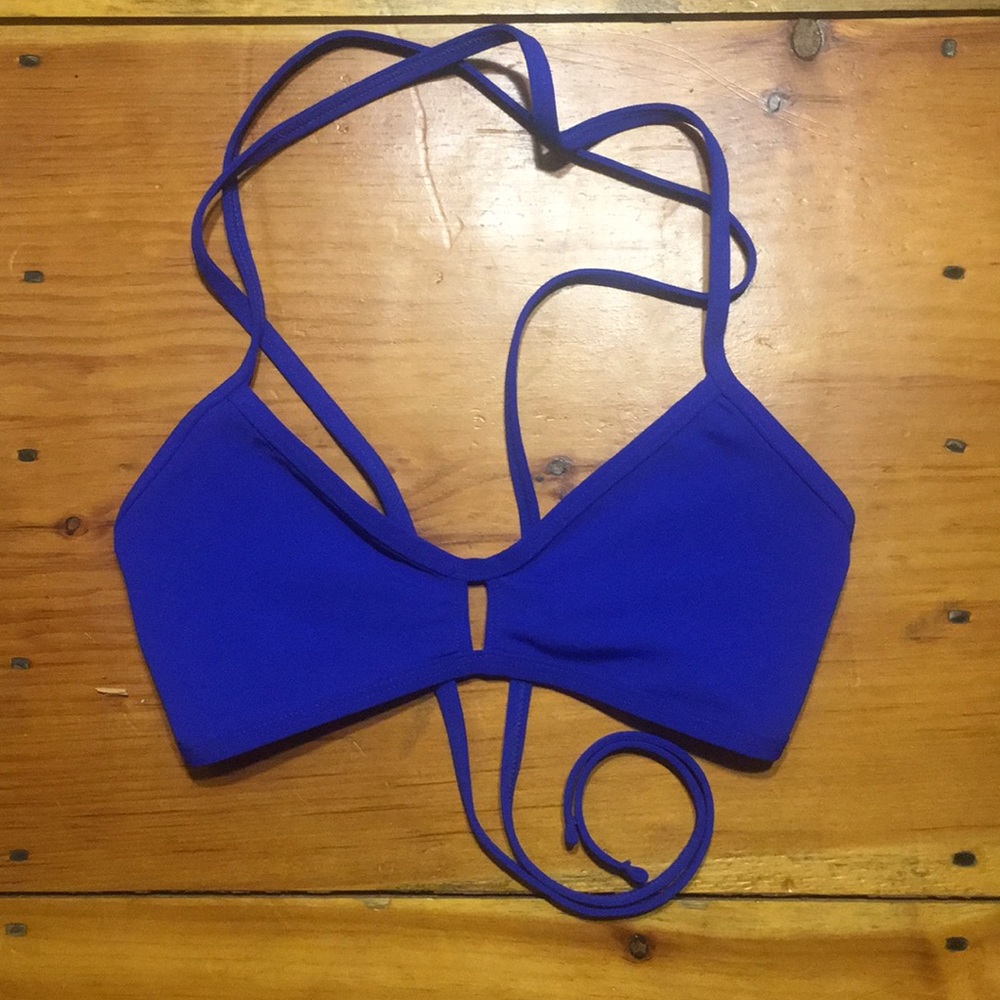 Jolyn vent top