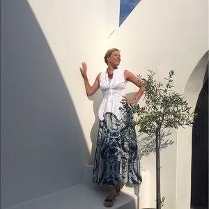 Meet your Posher, Carlyle