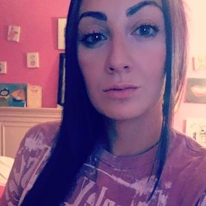 Meet your Posher, Noelle