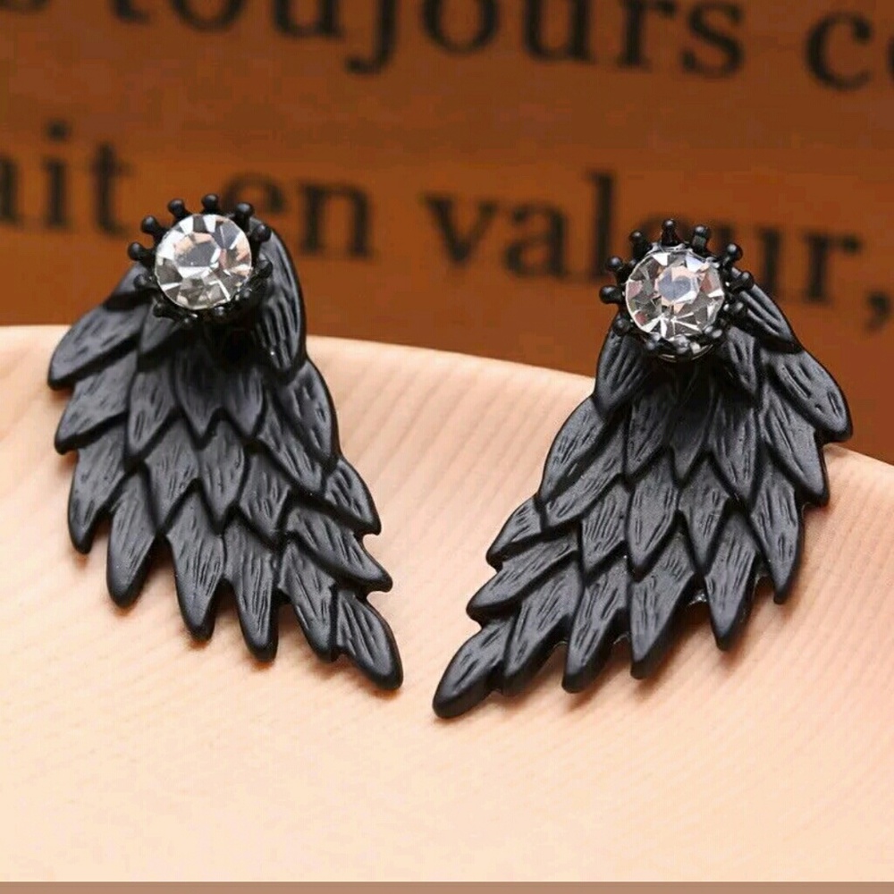 Angel Wings double sided earring with rhinestone