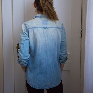 ❌DONATED❌ A&F Denim Button Up Top
