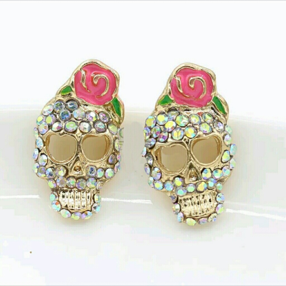 Gold Sugar Skull Rose Day of the Dead stud earring