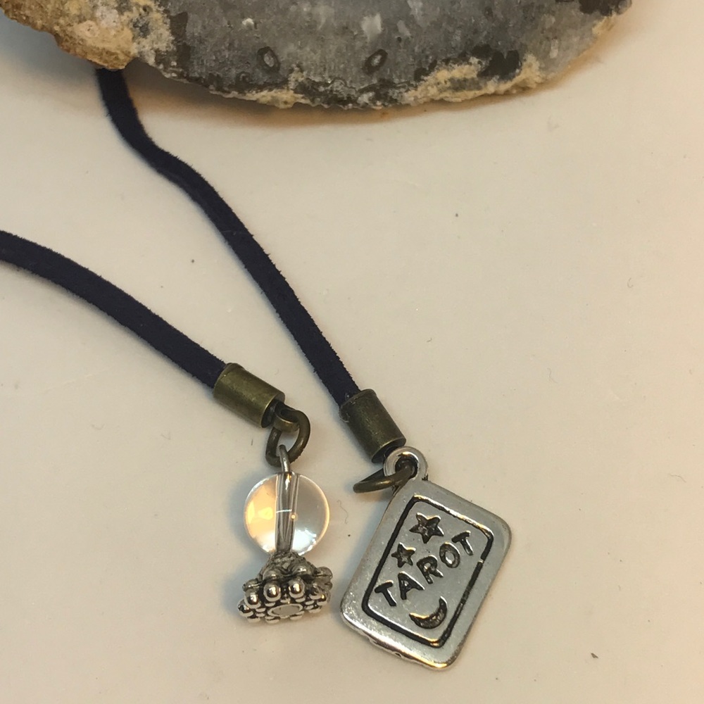 Tarot card and crystal ball 🔮 choker