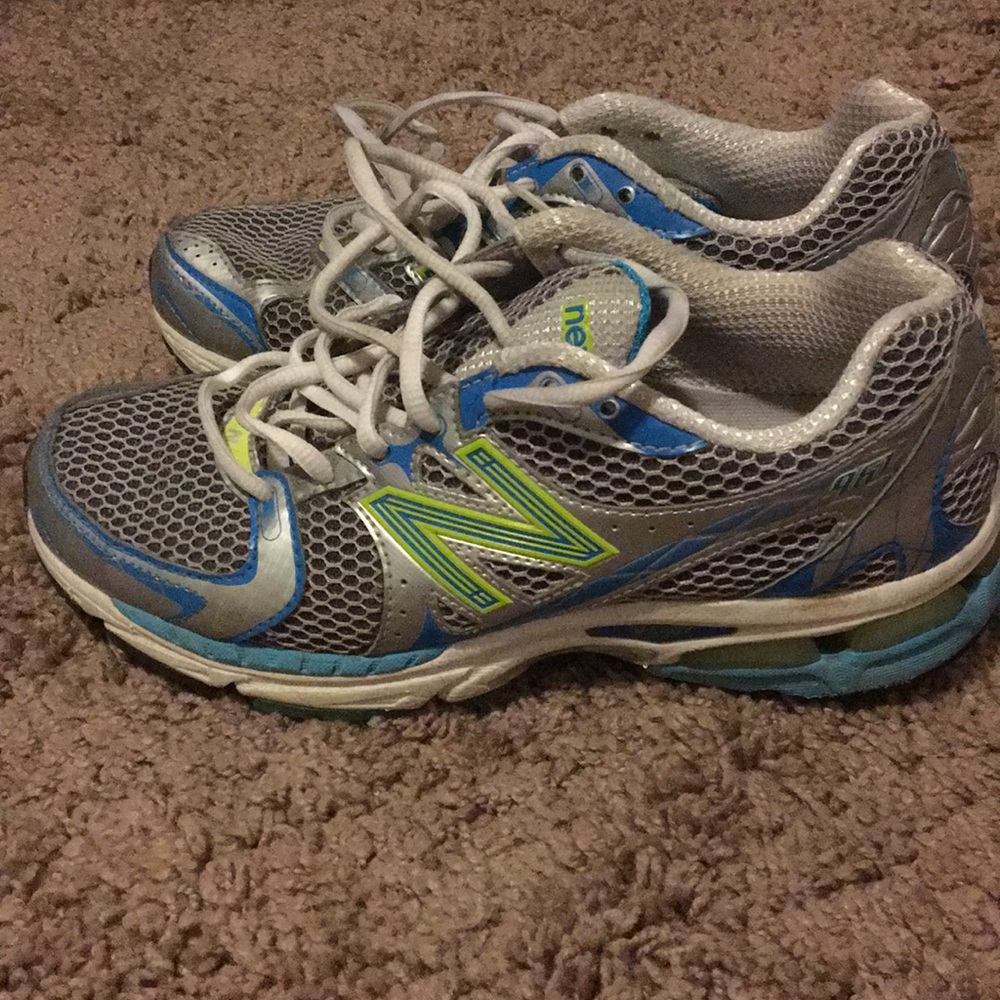 Great condition new balance 461