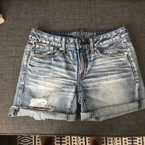 Boyfriend jean shorts