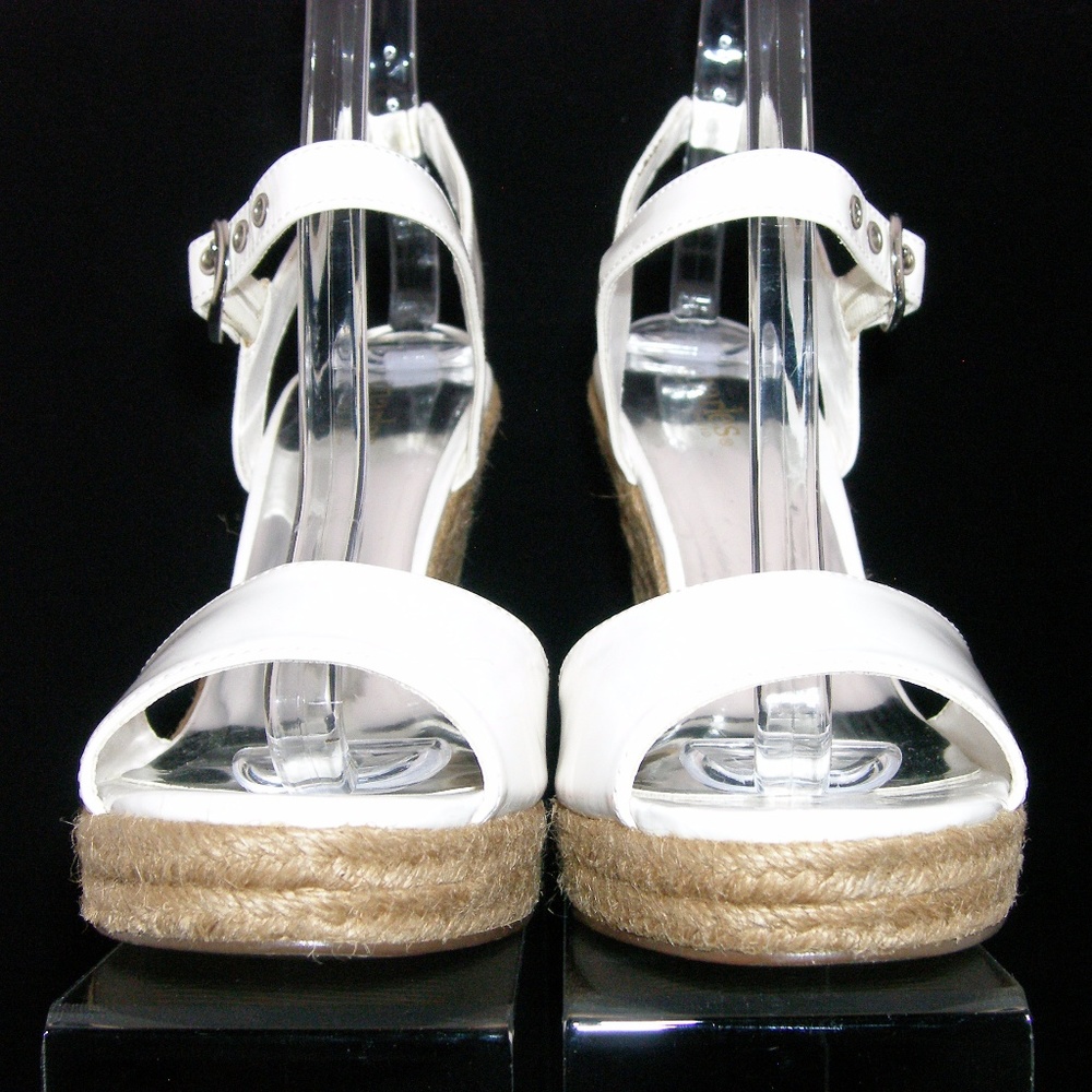 Charles by Charles David leather buckle wedge 8.5B - Picture 6 of 8