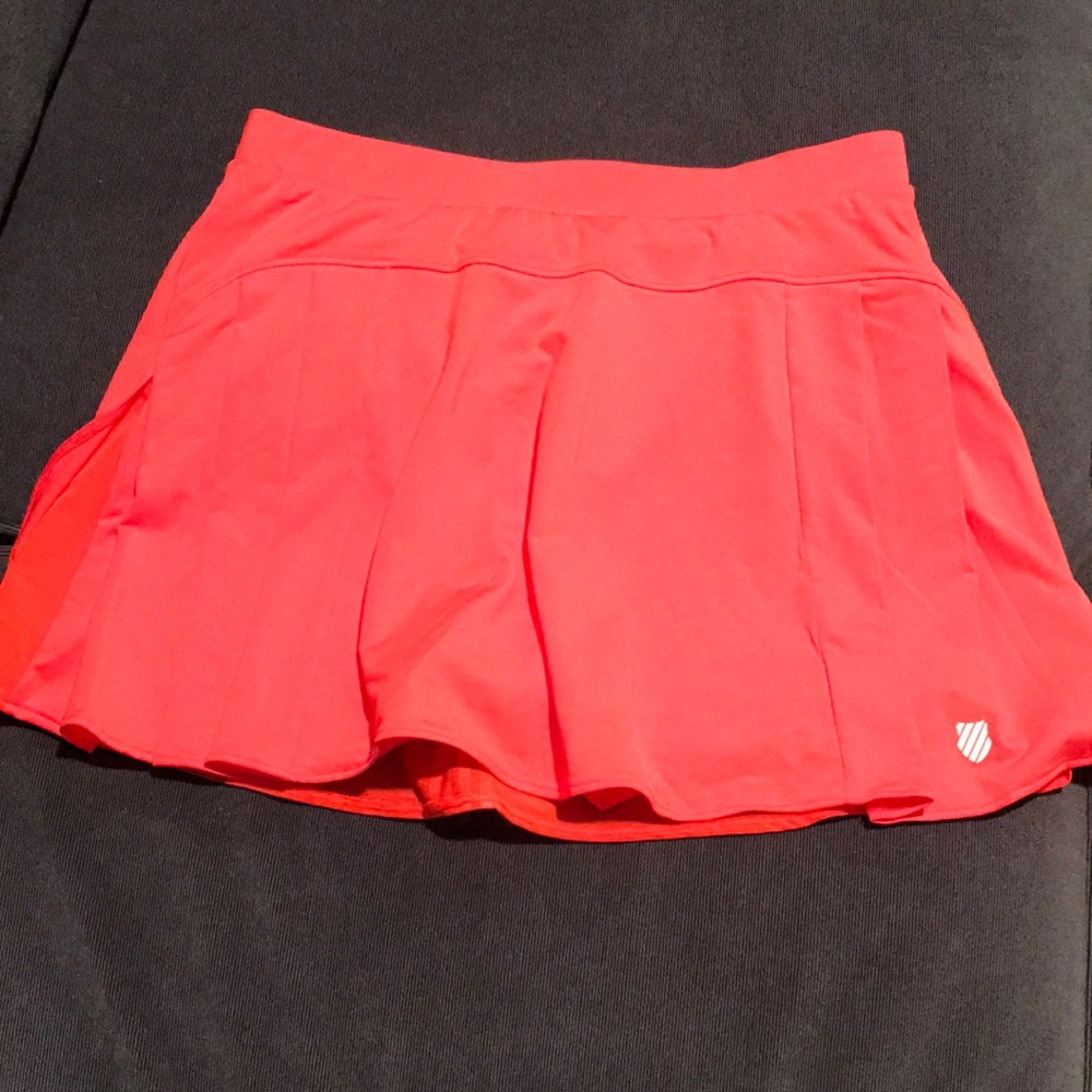 NWOT coral colored K Swiss athletic skort