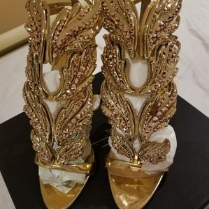 Giuseppe Zanotti size 39 limited edition sandal