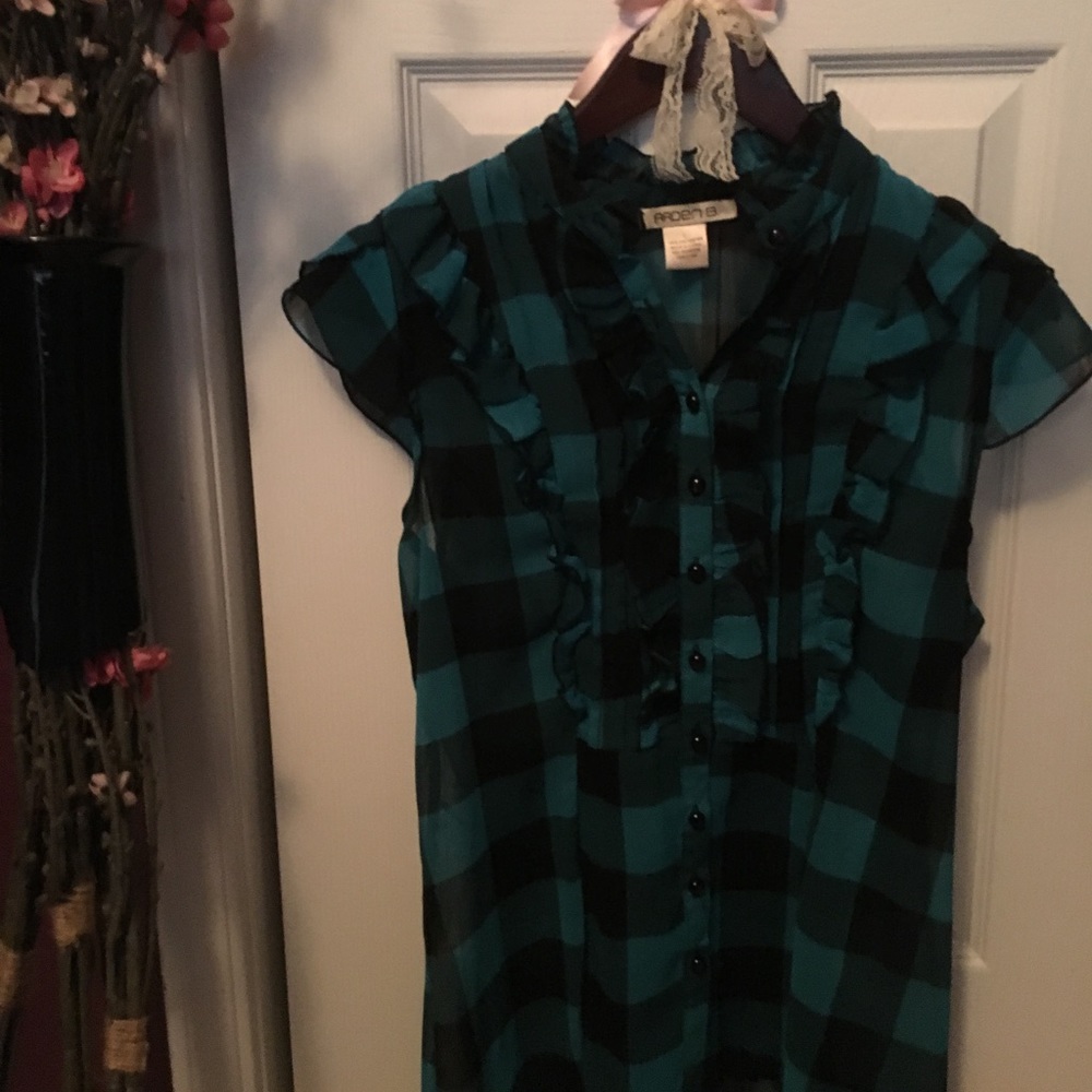 Arden B: 100% polyester turquoise/black flannel