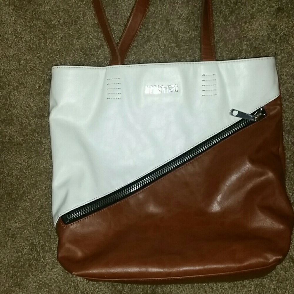 Kenneth Cole Reaction purse
