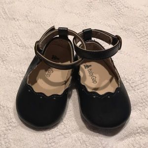 Baby Gap girls shoes 0-3 months in navy blue