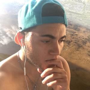 Meet your Posher, Ray