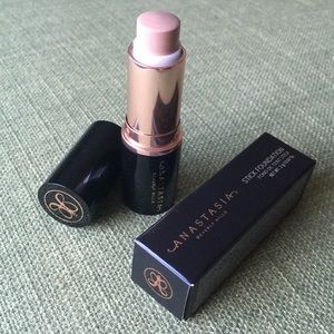 Anastasia Beverly Hills Stick Foundation in Fawn